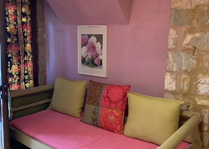 Elaion Country house *